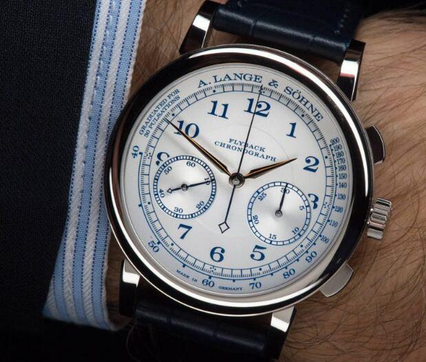 The timepiece presents the ultimate elegance.