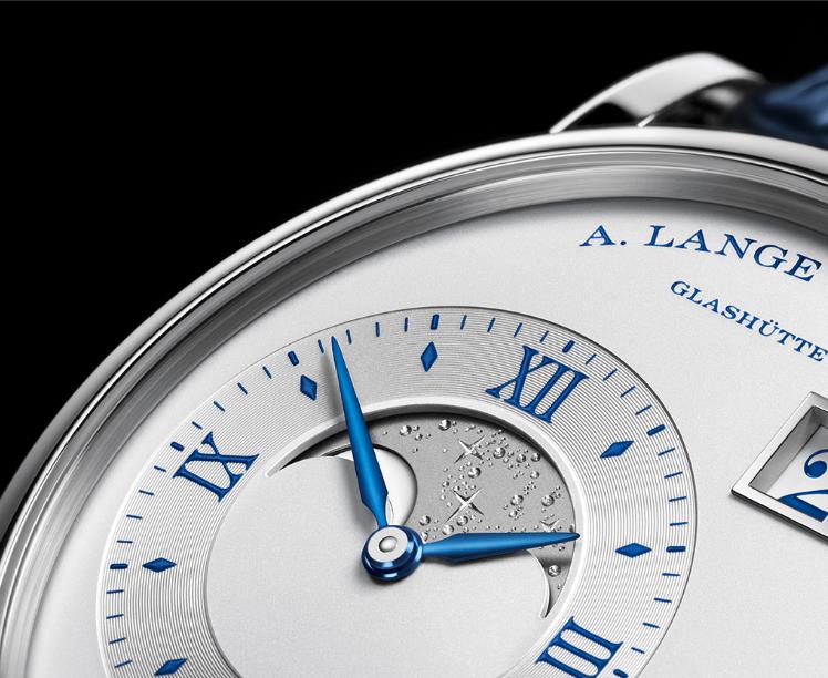 The 18k white gold fake watches have silvery dials.