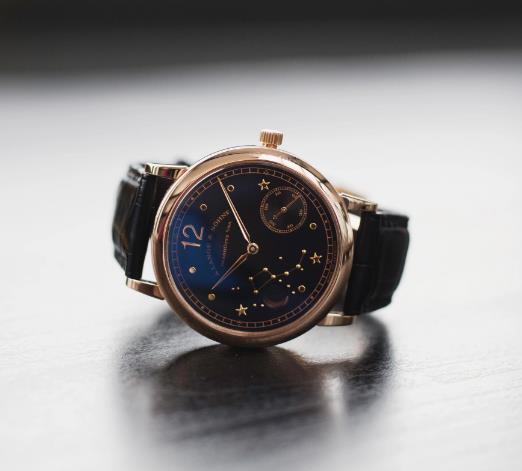 The 18k rose gold copy watches have black dials.