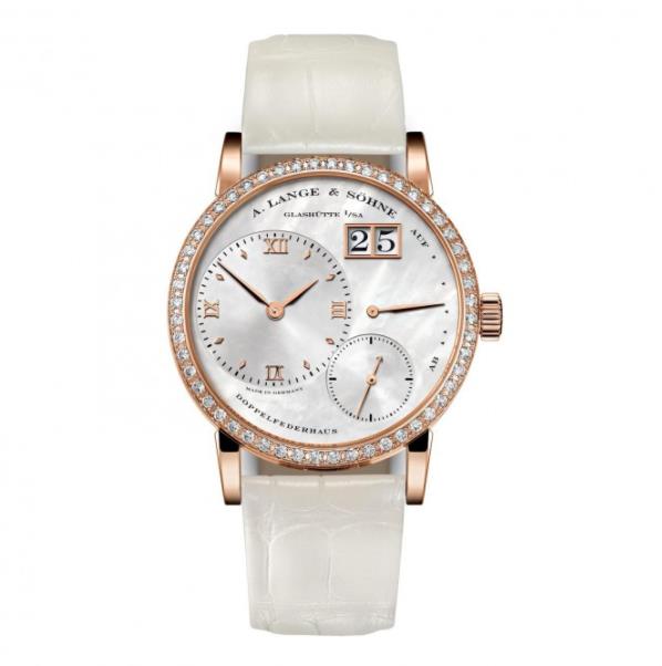 The 18k rose gold fake watches are decorated with diamonds.